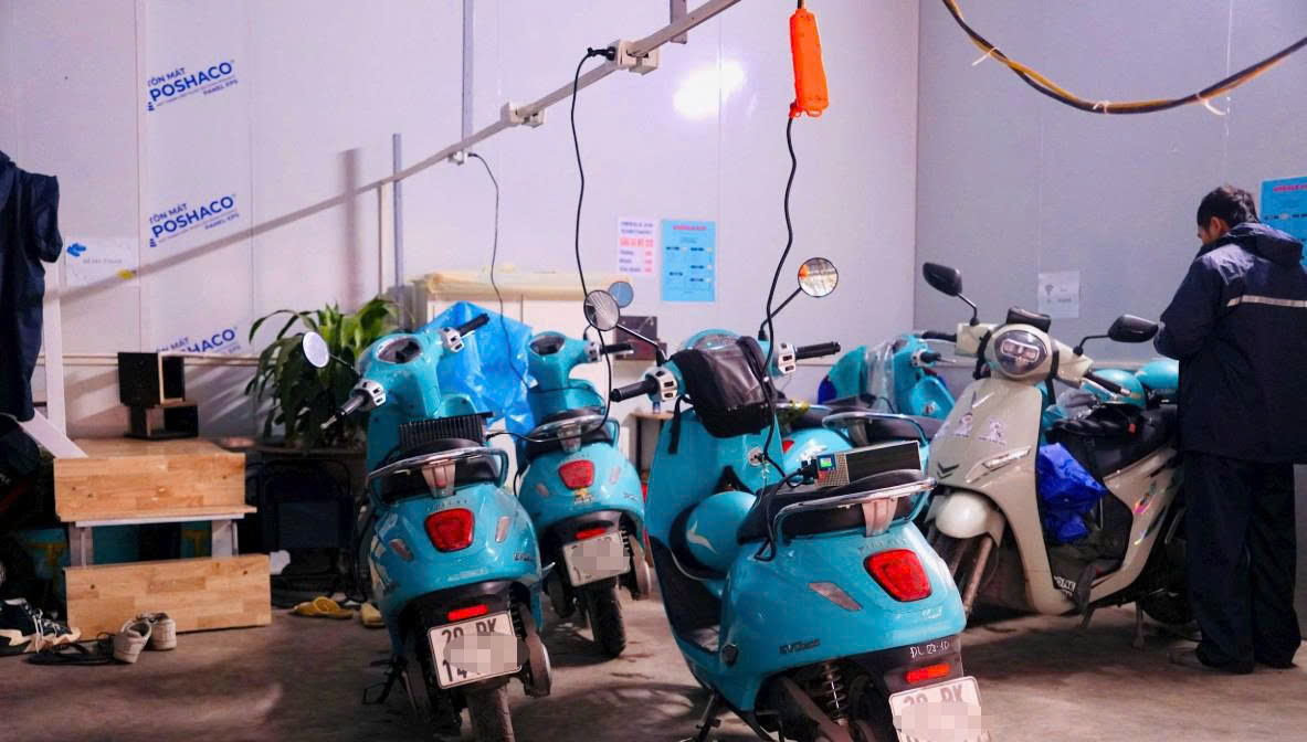 Hạ tầng trạm sạc tại nhà chung cư, nhà trọ lâu nay là vấn đề gây nhiều tranh cãi. Ảnh: H.Trang.