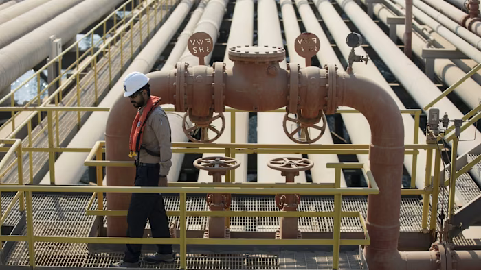 Đường ống Đông - Tây dài 1.200 km của Saudi Arabia được xây dựng vào thập niên 1980 - Ảnh: Bloomberg