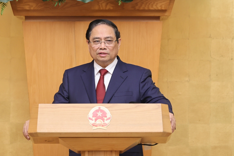 Thủ tướng Phạm Minh Chính phát biểu tại phiên họp.