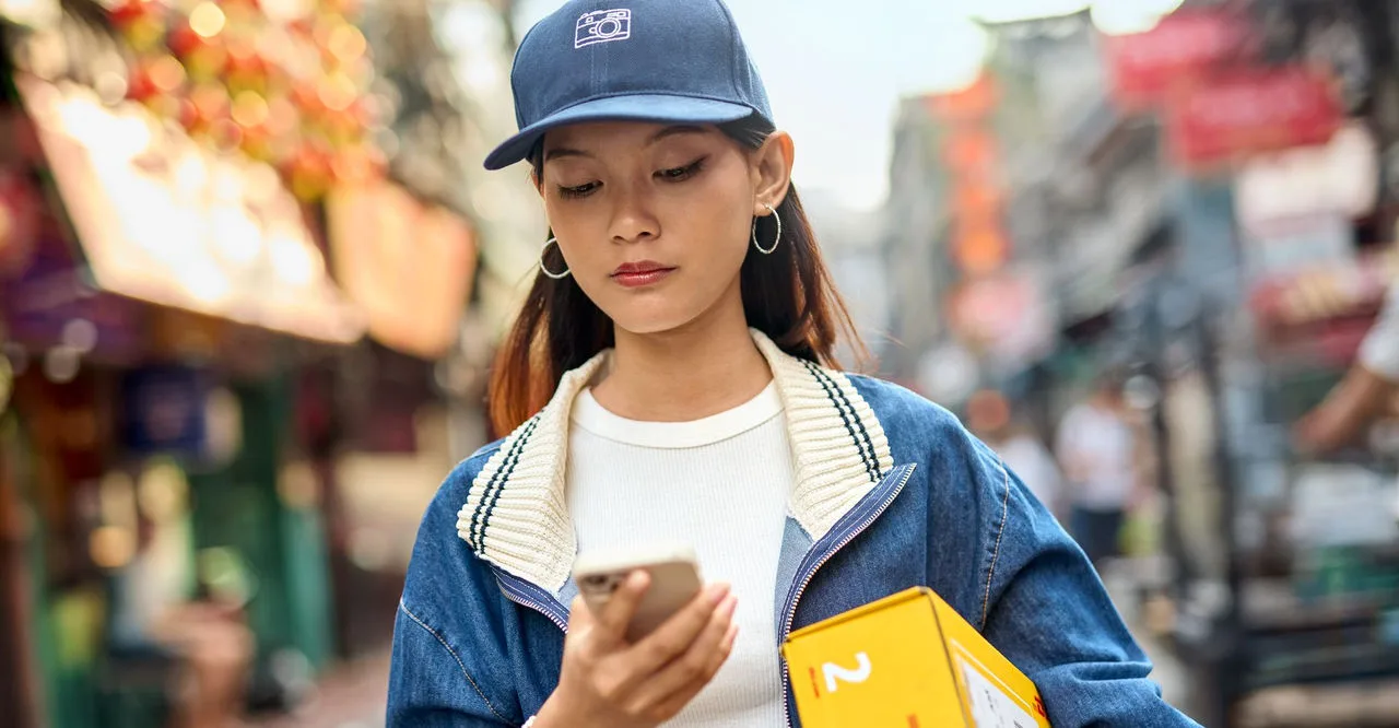 Cú sốc dầu mỏ gây áp lực đặc biệt tới cuộc sống của thế hệ Gen Z