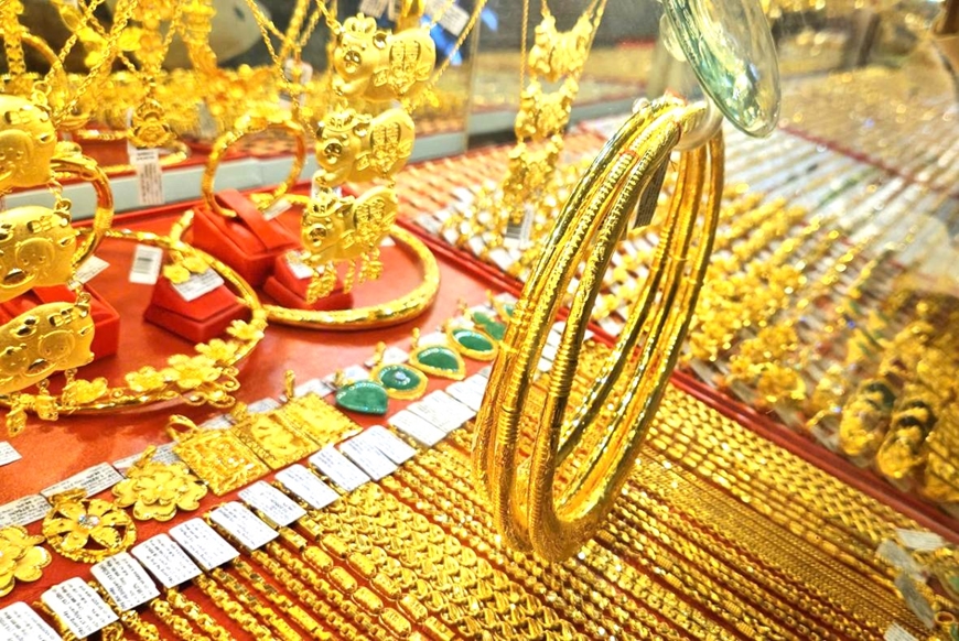 Giá bán vàng miếng trở lại mốc 170,5 triệu đồng/lượng.