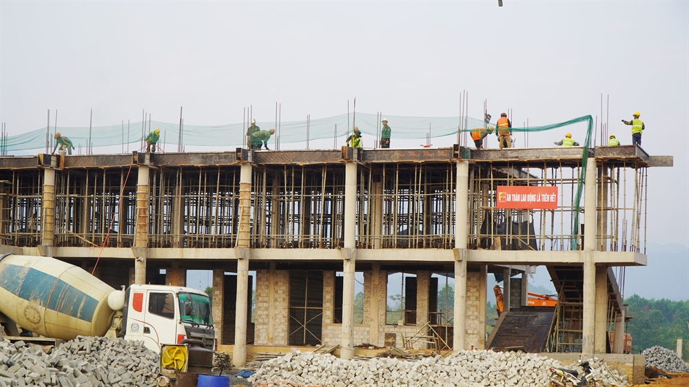 Công trường thi công Link Trang Chủ PG88.Com Mới #2026 Trường phổ thông nội trú liên cấp tiểu học và trung học cơ sở tại xã A Lưới 3