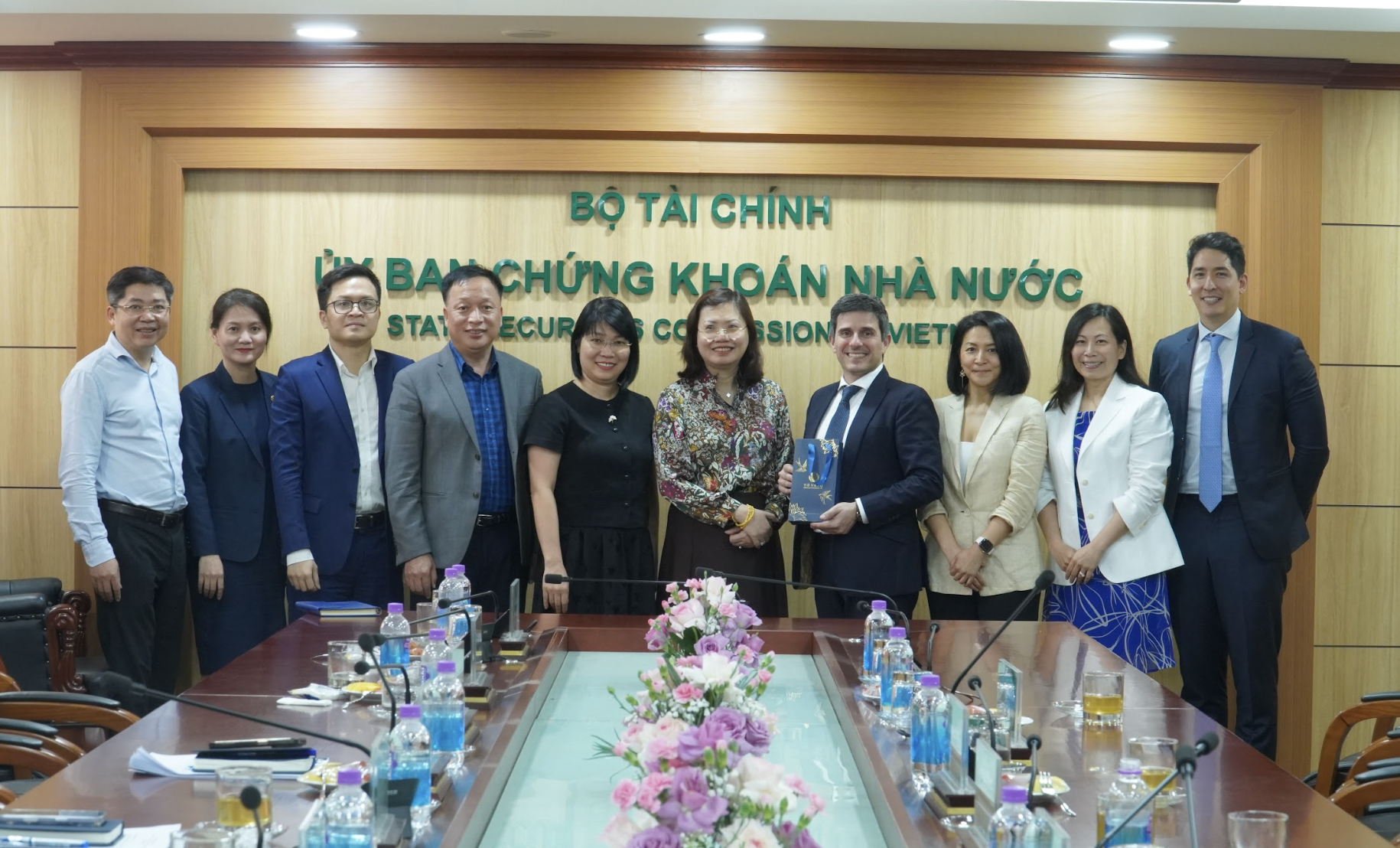 Đại diện FTSE Russell: Sau nâng hạng, tiếp tục cùng Việt Nam xây dựng các sản phẩm, bộ chỉ số mới 