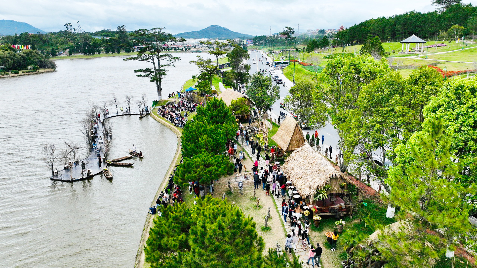 Sự thay đổi mang tính bước ngoặt mở ra một tương lai tươi sáng cho ngành du lịch Lâm Đồng.