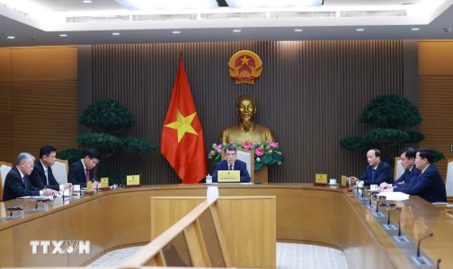 Thủ tướng Lê Minh Hưng điện đàm với&nbsp;Thủ tướng Singapore Lawrence Wong. Ảnh: TTXVN