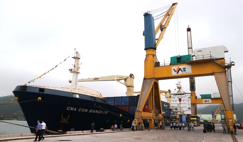 Cảng Nghi Sơn đón tàu hàng quốc tế