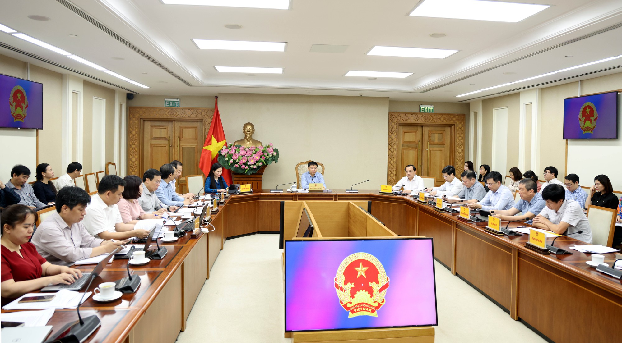 Phó Thủ tướng Nguyễn Văn Thắng chủ trì cuộc họp Ban chỉ đạo điều hành giá. Ảnh: VGP
