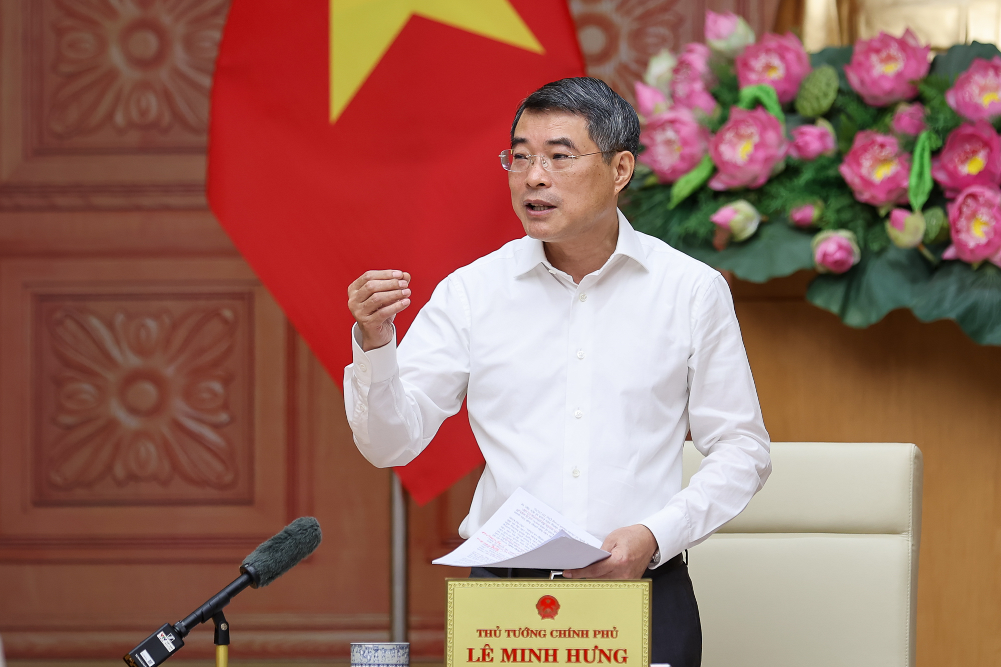 Thủ tướng khẳng định nền tảng vĩ mô ổn định sẽ khiến người dân tin tưởng rót vốn vào sản xuất, PG88 Uy Tín Số 1 Việt Nam; giảm găm giữ vàng và đầu cơ tài sản.