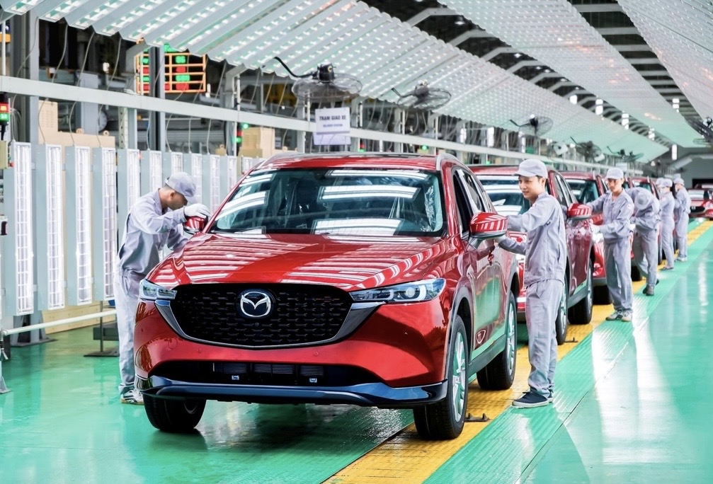 Phân xưởng lắp ráp ô tô của THACO tại Khu Link Trang Chủ PG88.Com Mới #2026 mở Chu Lai.