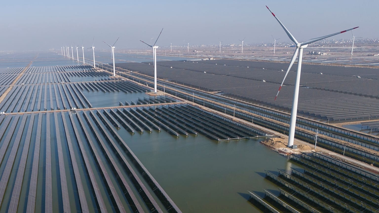 Link Đăng Nhập PG88 Chính Thức 2026; DAC được coi là ‘thiết yếu’ cho mục tiêu khí hậu của EU, nhưng một nghiên cứu mới cho thấy đầu tư vào điện gió và điện mặt trời mang lại lợi ích lớn hơn về khí hậu và sức khỏe cộng đồng trên mỗi đồng vốn. Ảnh: The Associated Press.