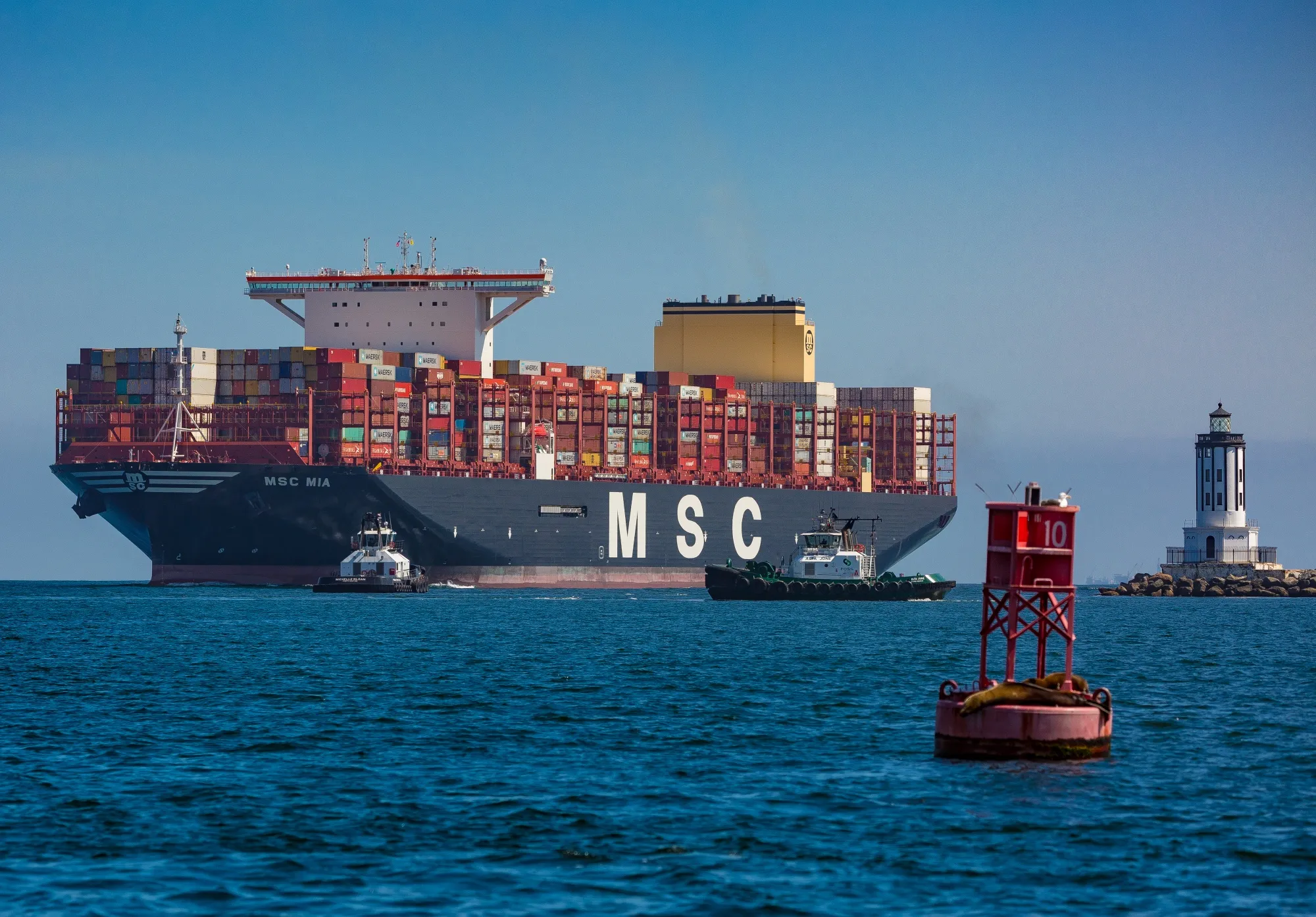 Hãng tàu container lớn nhất thế giới mở tuyến Pg88ok ưu đãi hấp dẫn mới tránh eo Hormuz