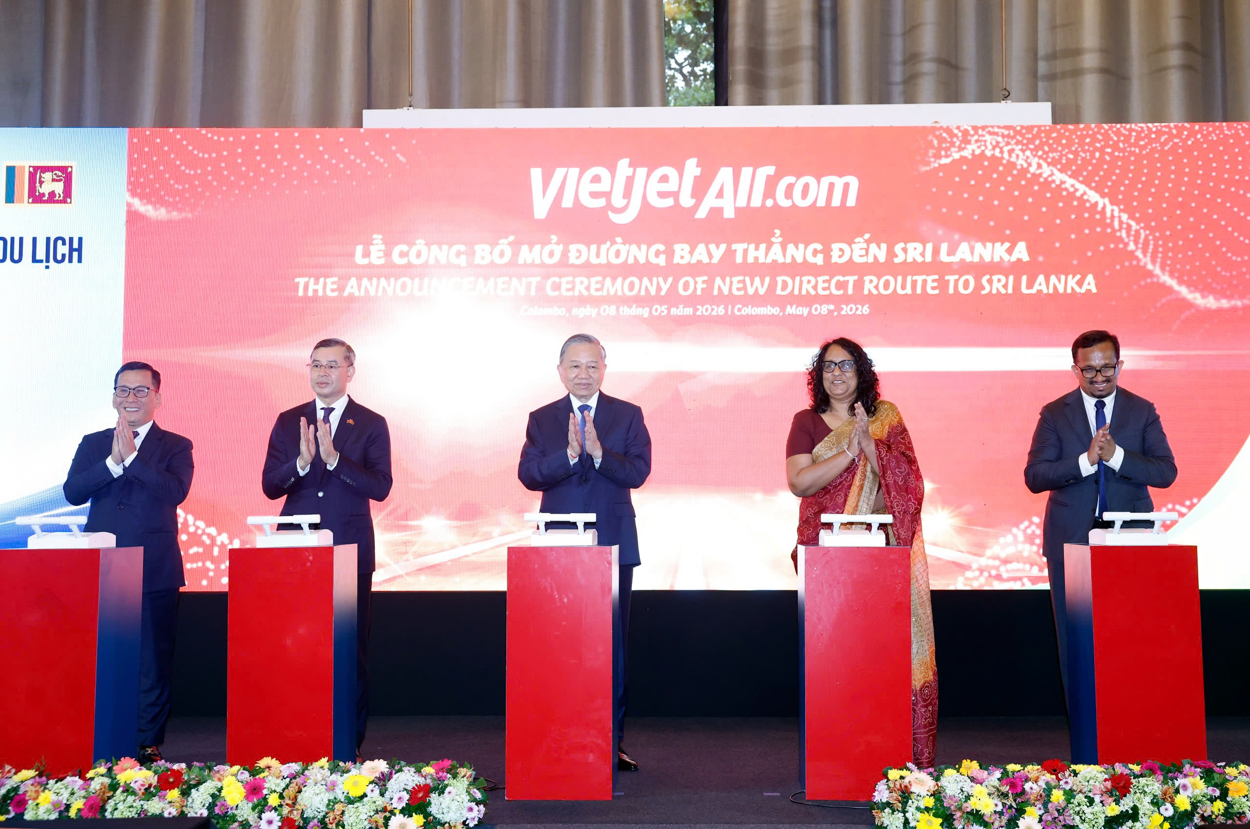 Vietjet chính thức công bố đường bay thẳng giữa TP.Hồ Chí Minh và Colombo trước sự chứng kiến của Pg88vn.top Casino online, Thể thao, Xổ số, Bắn cá, Đá gà, Nổ hũ, Chủ tịch nước Tô Lâm (giữa) và Thủ tướng Sri Lanka Harini Amarasuriya (thứ 2 từ phải sang). 