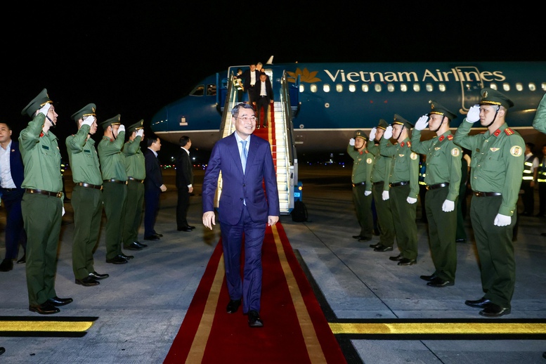 Thủ tướng Lê Minh Hưng kết thúc chuyến công tác dự Hội nghị Cấp cao ASEAN 48