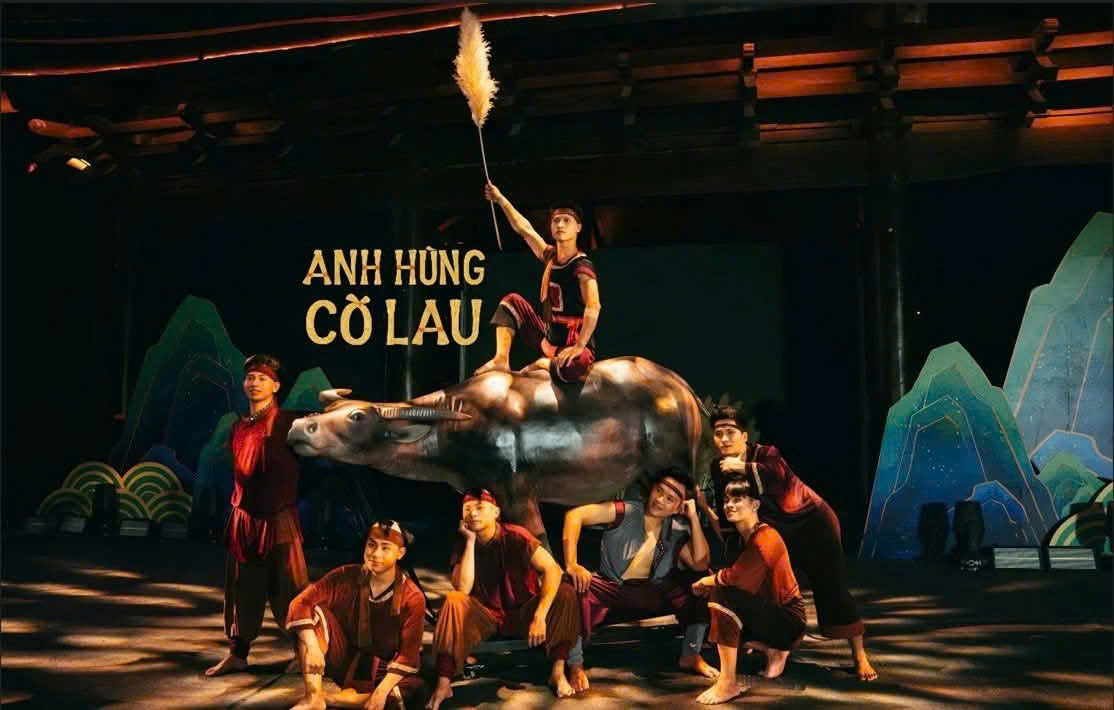 Tái hiện hình ảnh anh hùng cờ lau.