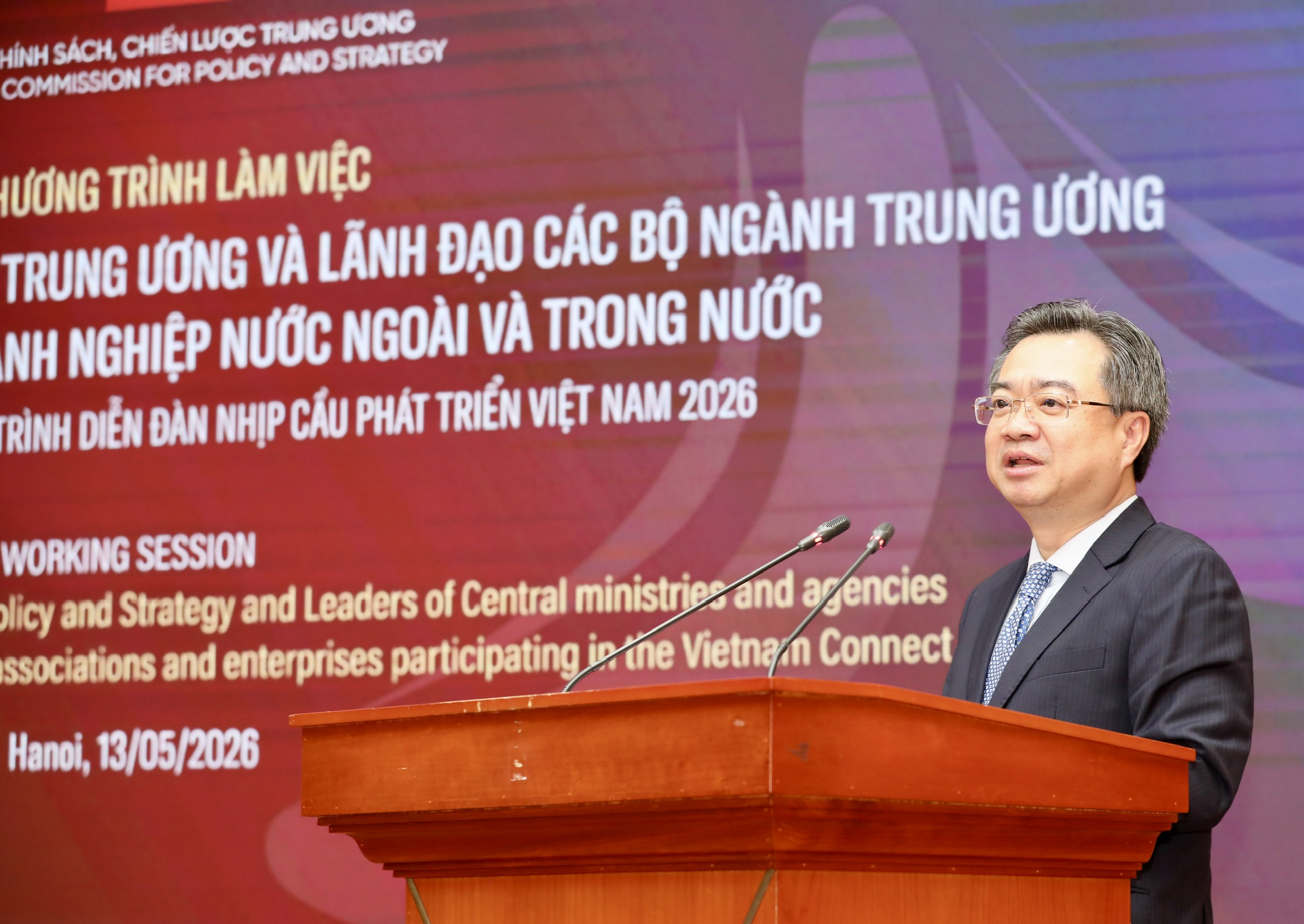 Ông Nguyễn Thanh Nghị, Ủy viên Bộ Chính trị, Bí thư Trung ương Đảng, Trưởng Ban Chính sách, Chiến lược Trung ương, phát biểu tại Chương trình làm việc vào sáng ngày 13/5. (Ảnh: Việt Dũng)