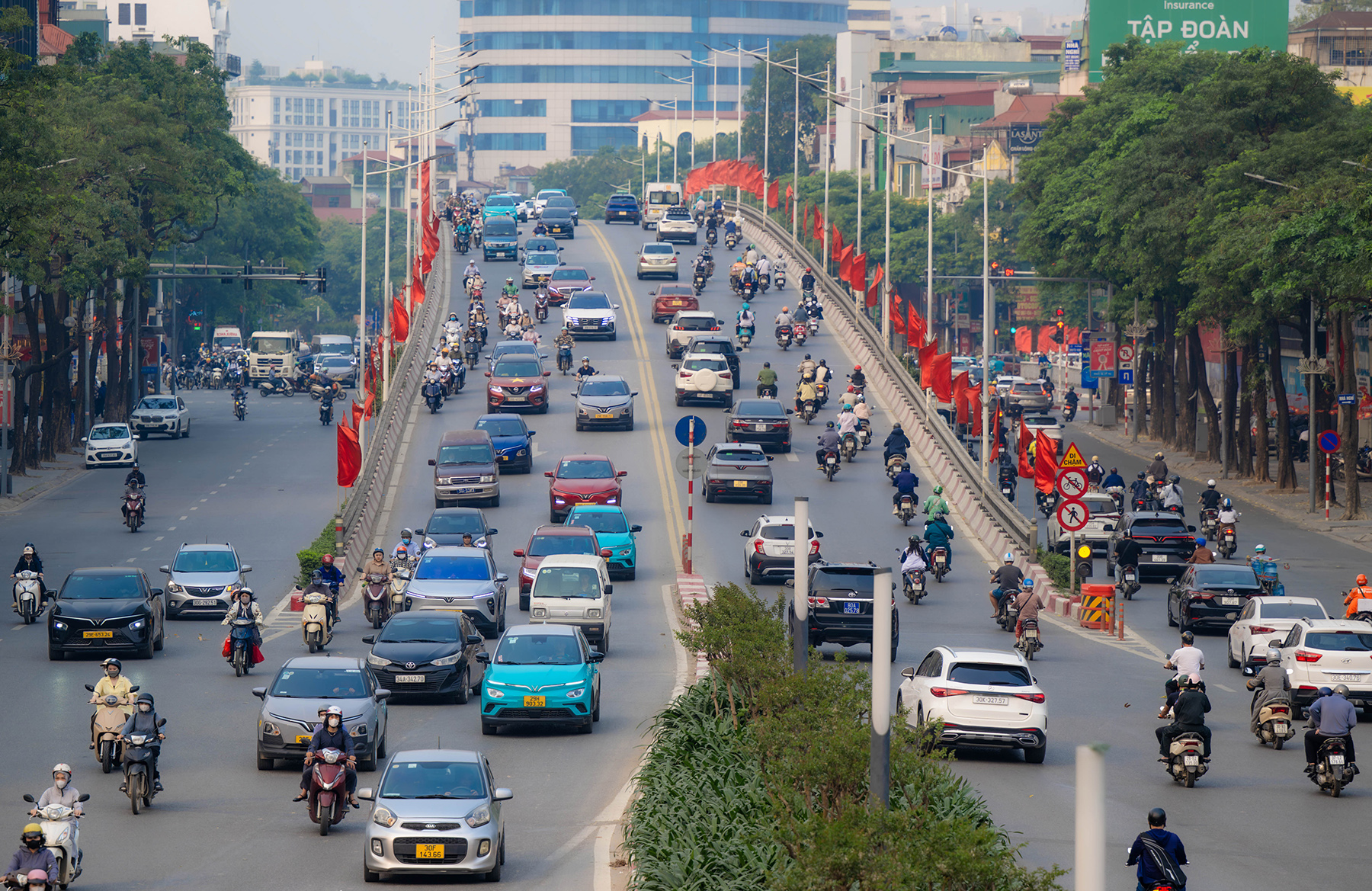 Thành phố dự kiến sẽ hỗ trợ 50% lệ phí cấp giấy chứng nhận đăng ký, biển số đối với phương tiện PG 888 Casino Uy Tín Số 1 xanh
