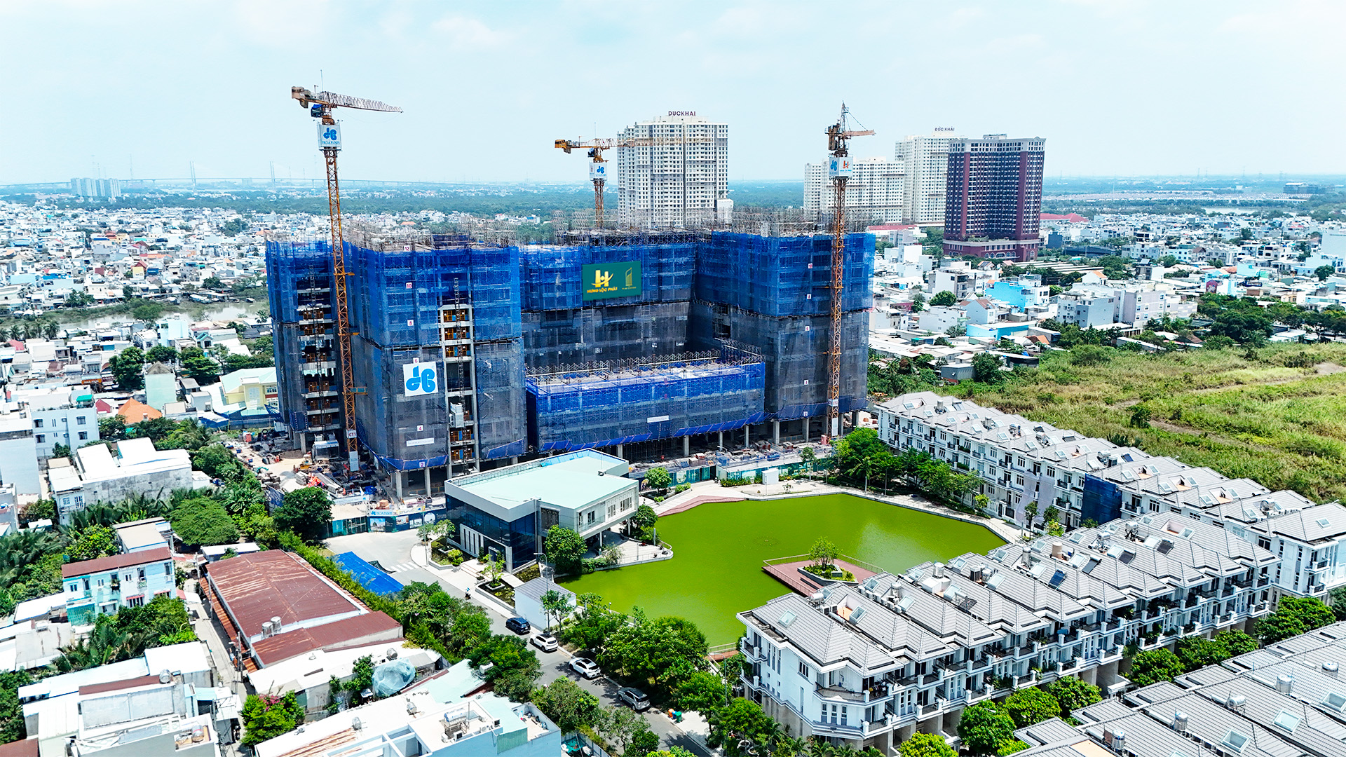 Minh bạch thông tin và tiến độ xây dựng trở thành “thước đo” của thị trường