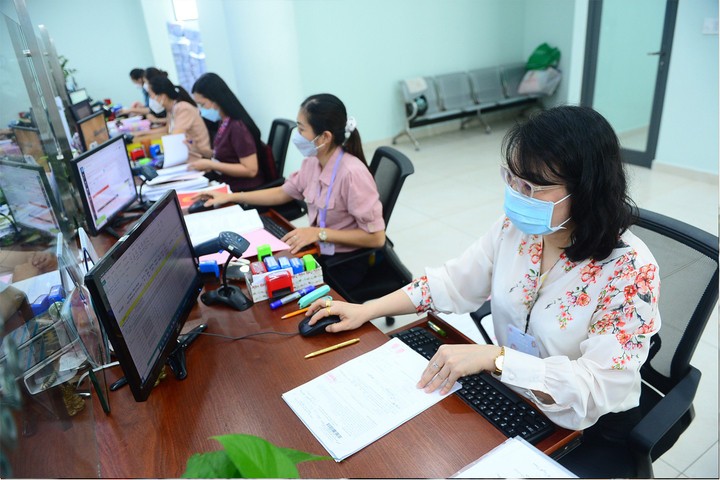 Hà Nội sẽ tiếp nhận 230 người hoạt động không chuyên trách cấp xã vào công chức 