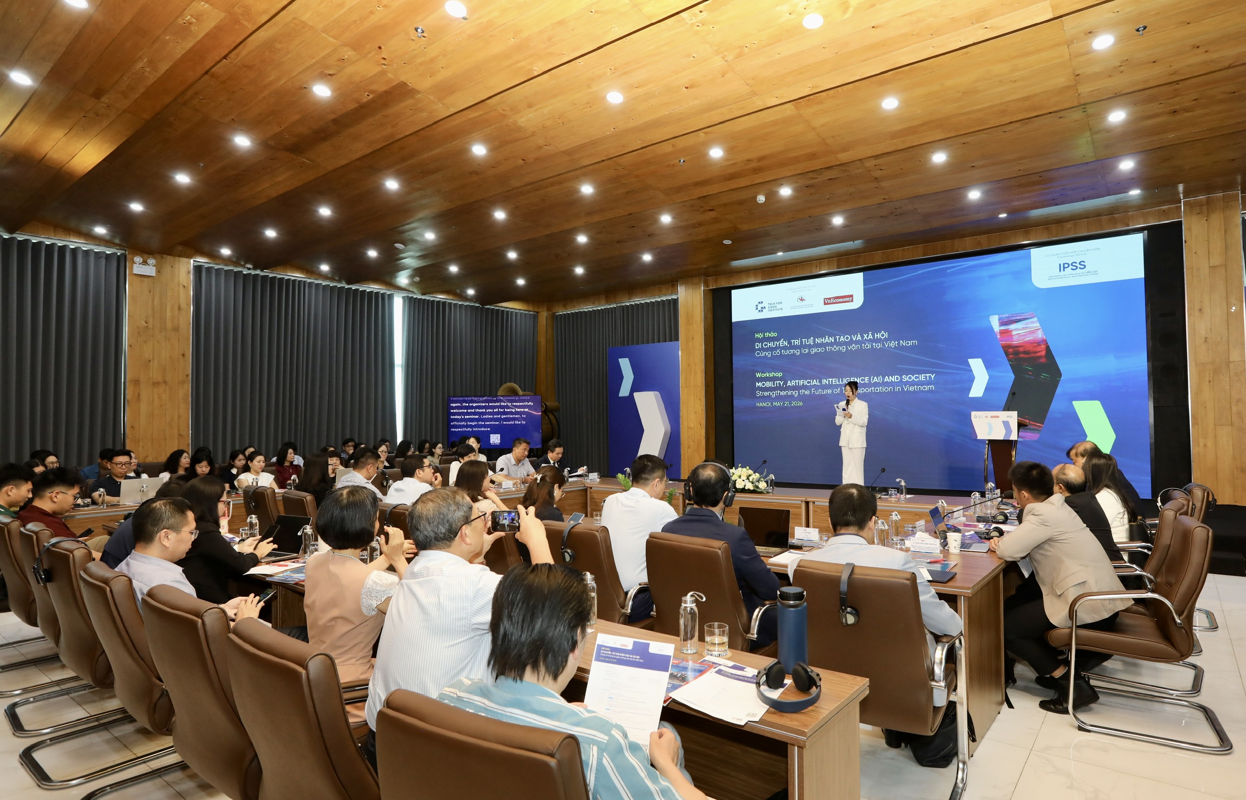 Toàn cảnh hội thảo “Di chuyển, Trí tuệ nhân tạo (AI) và Xã hội: Củng cố tương lai lĩnh vực 6Pg88.com hơn 1000 trò chơi hấp dẫn vận tải tại Việt Nam” - Ảnh: Việt Dũng. 