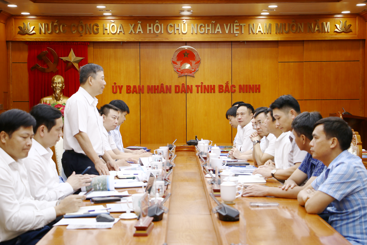 Buổi làm việc giữa Phó Chủ tịch UBND tỉnh Bắc Ninh&nbsp;Ngô Tân Phượng và đại diện Tổng Công ty Pg88vn Trang Chủ Chính Thức phát triển đường cao tốc Việt Nam (VEC) về Pg88vn.top độc quyền mỗi ngày đường cao tốc Nội Bài - Bắc Ninh - Chí Linh. (Ảnh: CTT tỉnh Bắc Ninh)