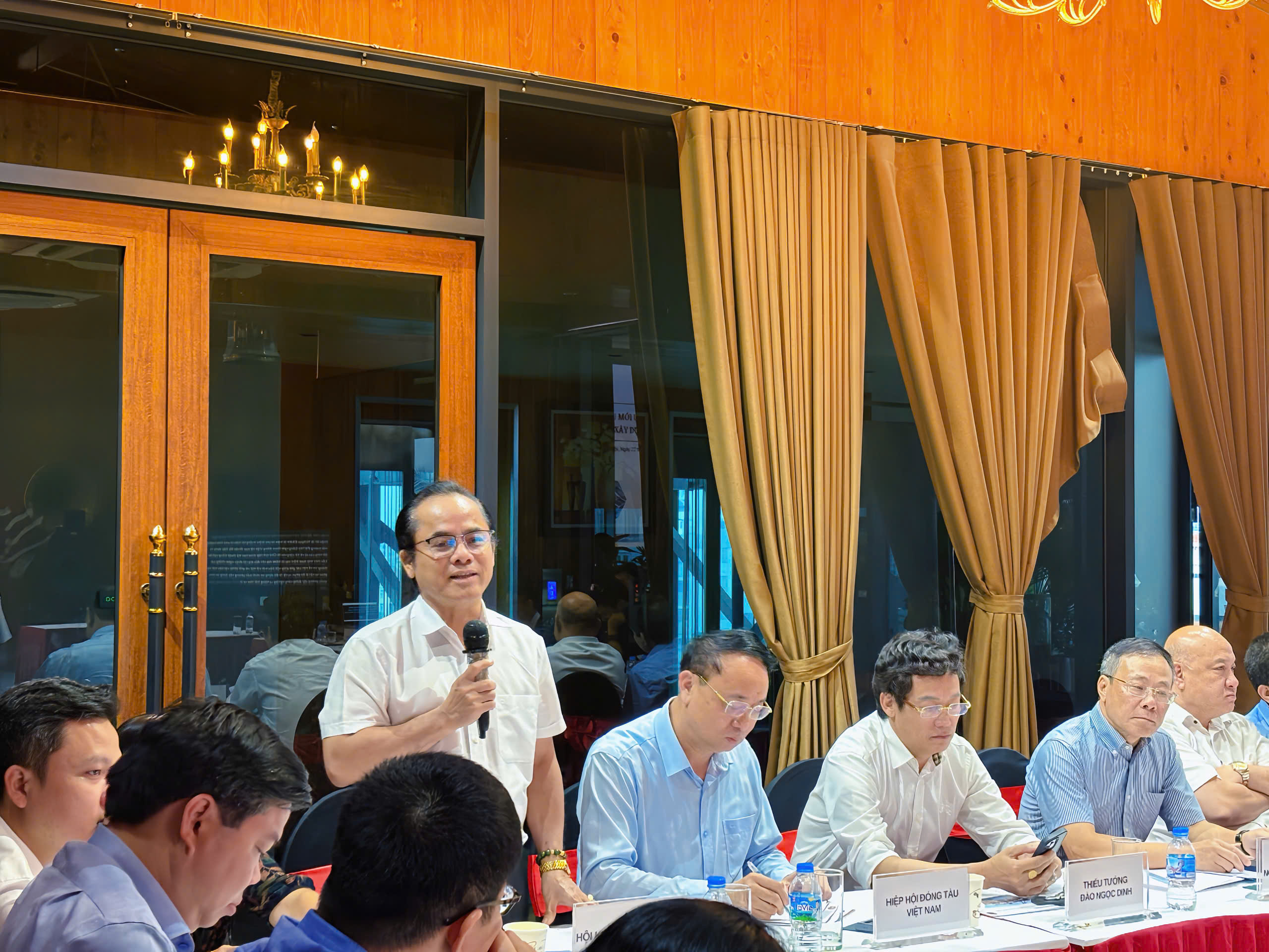 Ông Vũ Ngọc Khiêm, Phó Hiệu trưởng Trường Đại học Công nghệ PG 888 Casino Uy Tín Số 1 Vận tải, Chủ tịch Hội Khoa học Kỹ thuật Công nghiệp Tàu thủy Việt Nam.&nbsp;