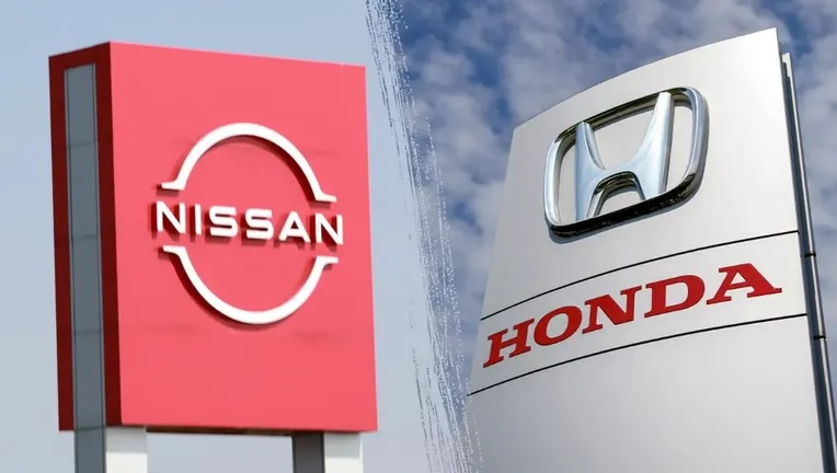Vận mệnh xoay chiều: Honda và Nissan cân nhắc 