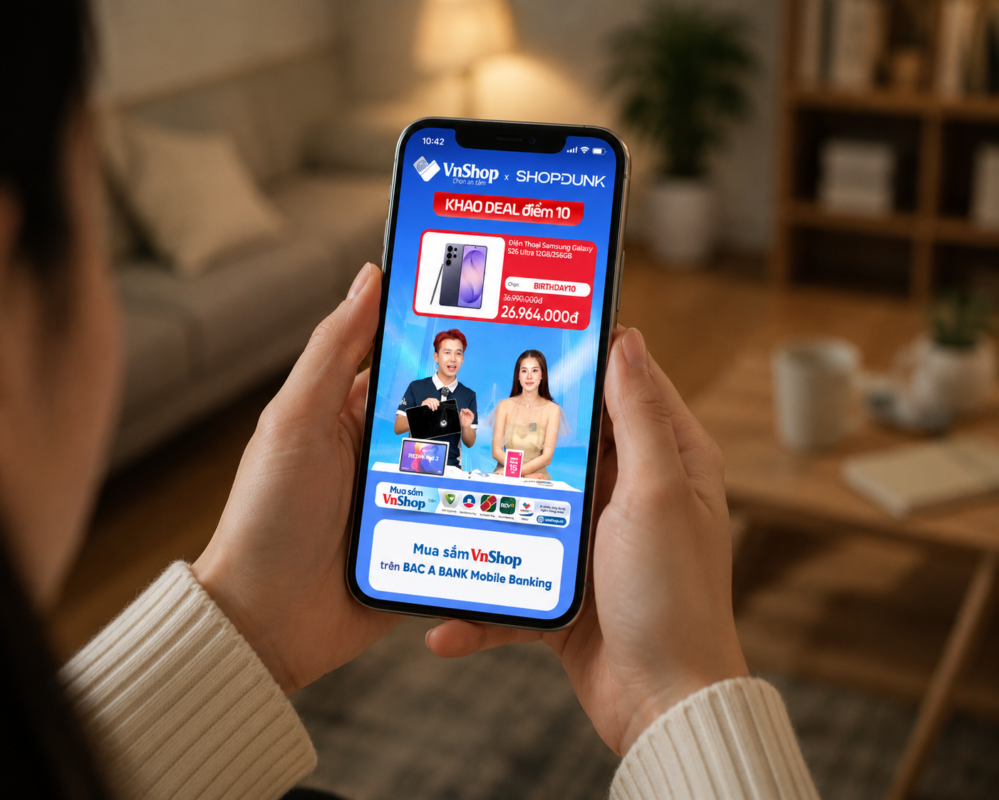 Nhiều sản phẩm với ưu đãi hấp dẫn xuất hiện trong Mega Live Đại tiệc sinh nhật 10 tuổi của VnShop. Ảnh:&nbsp;VnShop.