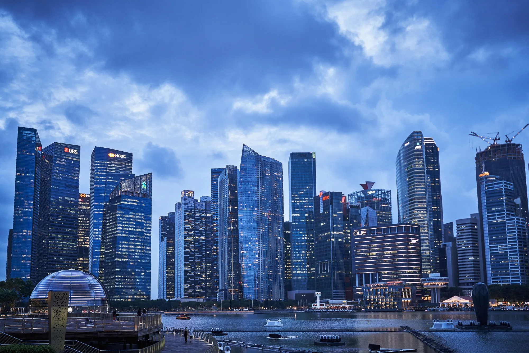 Link Trang Chủ PG88.Com Mới #2026 Singapore tăng trưởng mạnh nhờ cơn sốt AI