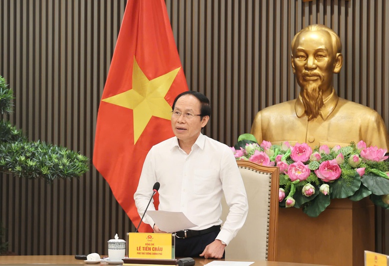 Phó Thủ tướng Chính phủ Lê Tiến Châu chủ trì cuộc họp về tình hình tổng rà soát hệ thống văn bản quy phạm pháp luật. Ảnh: VGP.