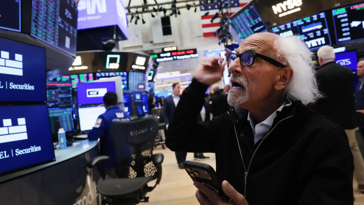 Một nhà giao dịch trên sàn 6Pg88.com nhà cái NYSE ở New York, Mỹ ngày 27/5/2026 - Ảnh: Getty/CNBC.