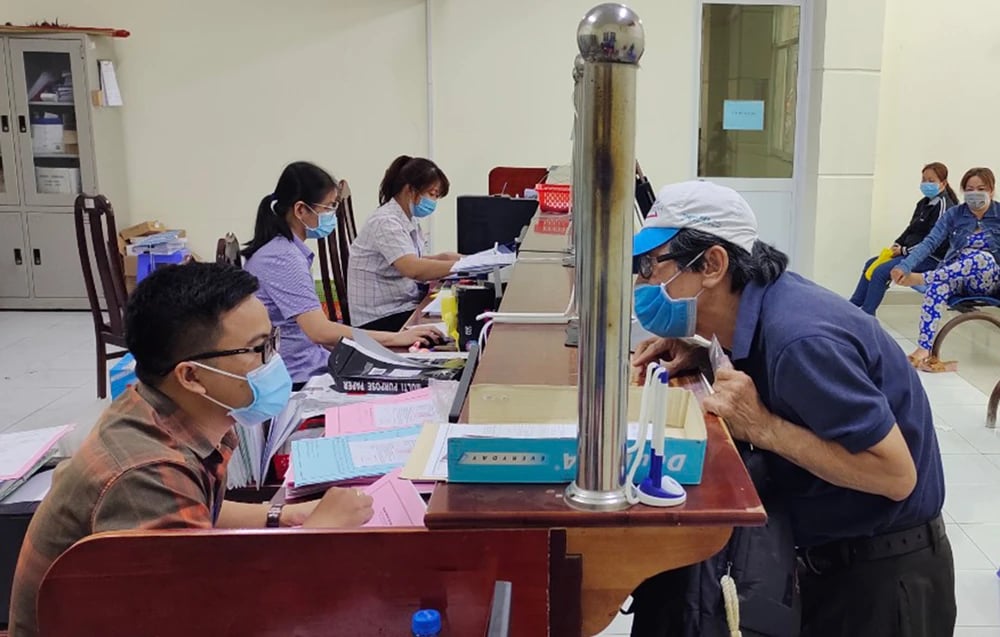 Hướng dẫn trả phụ cấp người hoạt động không chuyên trách kiêm nhiều chức danh