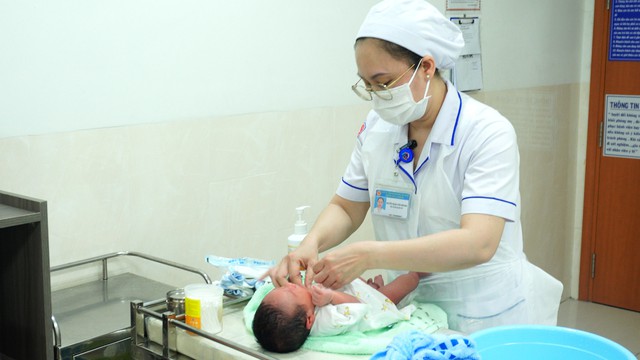 TP. Hồ Chí Minh: Sở Y tế yêu cầu xiết chặt bình ổn giá thuốc và dịch vụ y tế