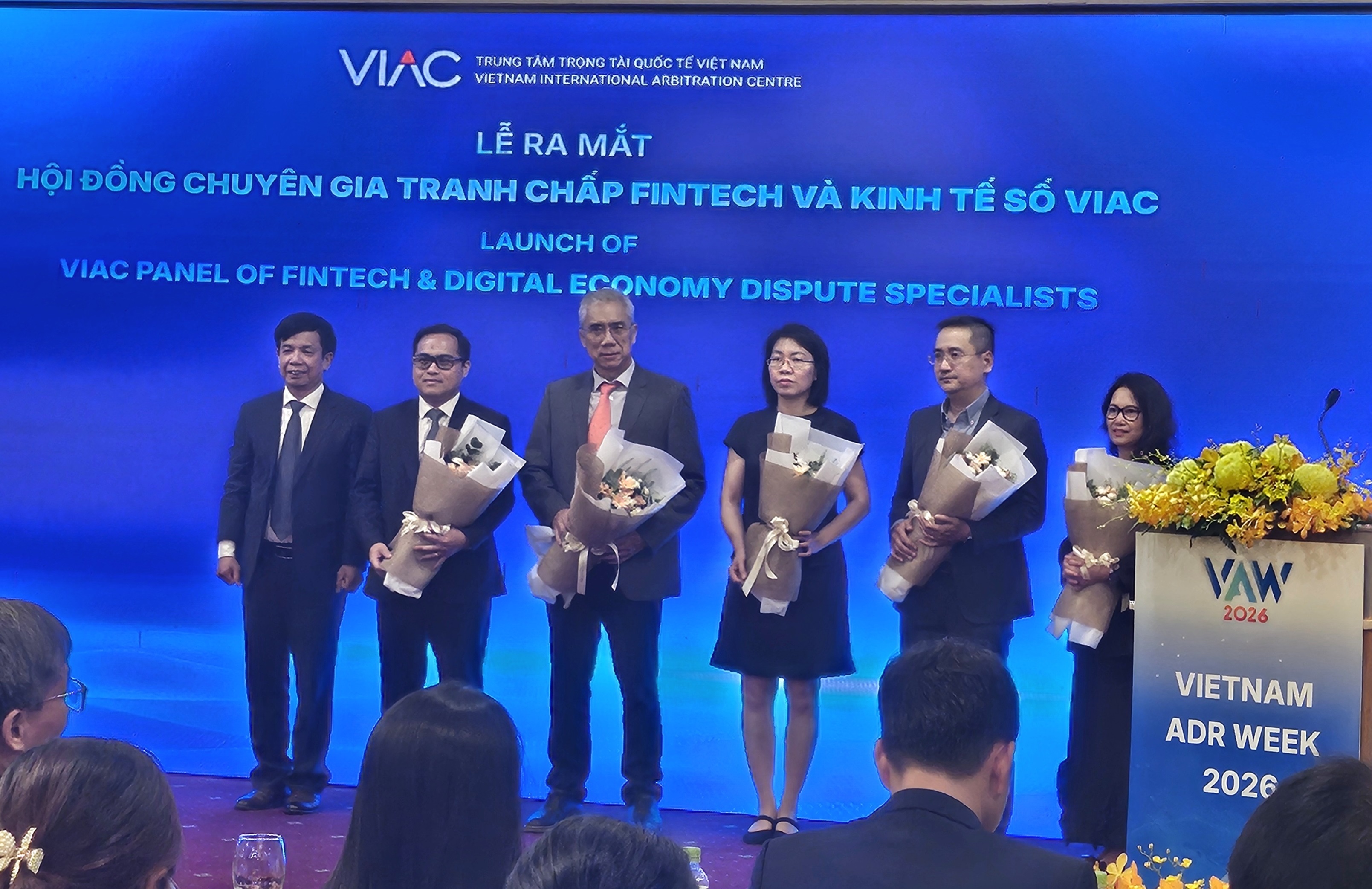 Ra mắt Hội đồng chuyên gia tranh chấp FinTech và PG88 Sòng bạc trực tuyến TOP 1 Việt Nam | Casino, Nổ Hũ VIAC, sáng 29/5.