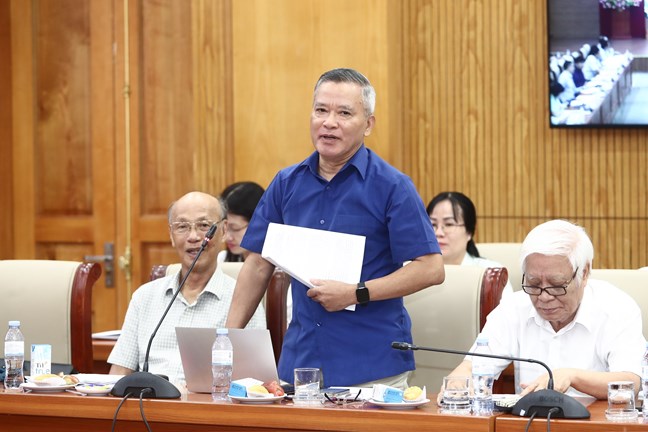 TS Nguyễn Văn Pha, Ủy viên Đoàn Chủ tịch Ủy ban Trung ương Mặt trận Tổ quốc Việt Nam phát biểu tại Hội thảo.&nbsp;Ảnh: Mặt trận.