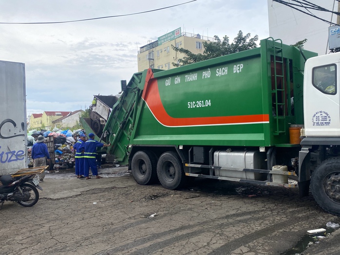 TP.Hồ Chí Minh: Hệ thống trạm trung chuyển chất thải rắn sinh hoạt sẽ được quy hoạch lại phù hợp với mô hình tổ chức chính quyền địa phương hai cấp sau sáp nhập. Ảnh: Quốc Anh