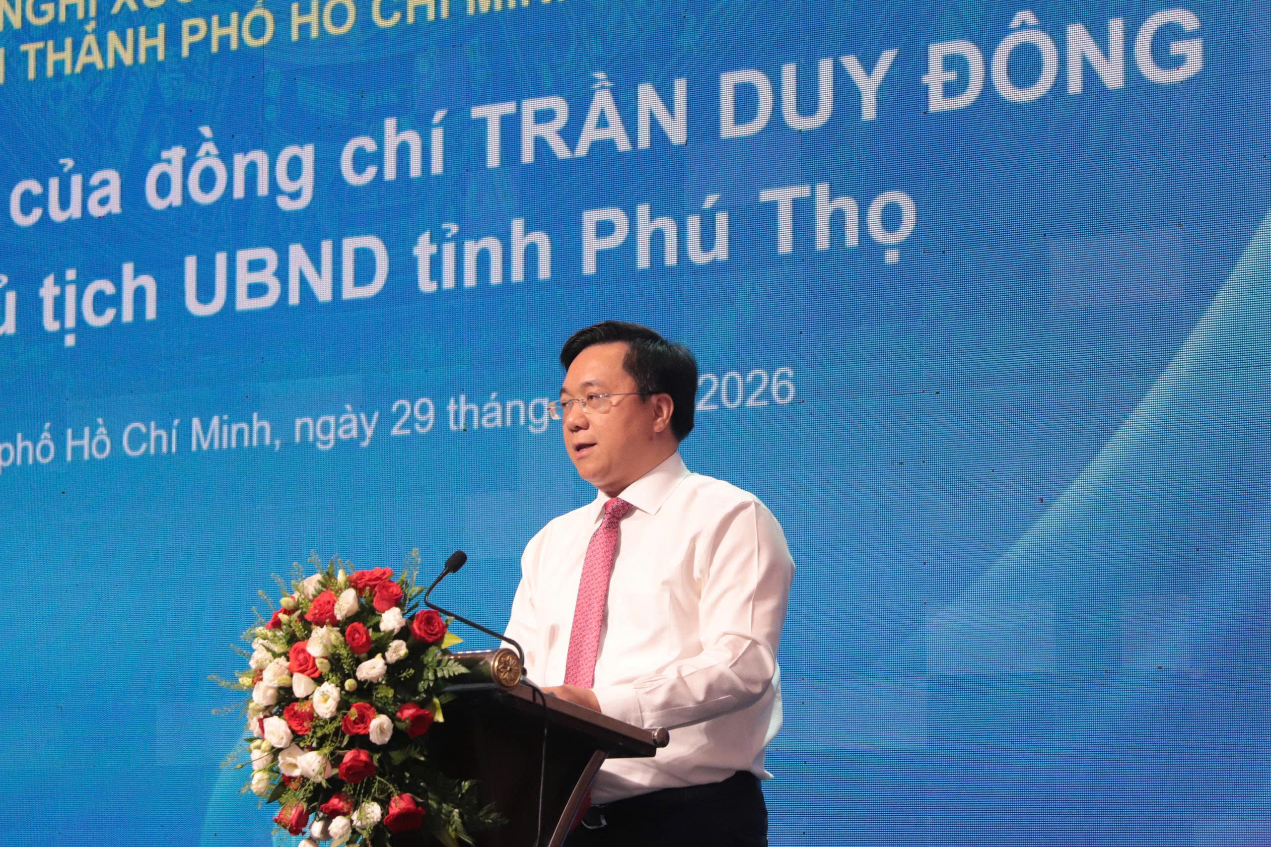 Chủ tịch UBND tỉnh Phú Thọ Trần Duy Đông phát biểu tại Hội nghị Xúc tiến đầu tư năm 2026 tại TP. Hồ Chí Minh.