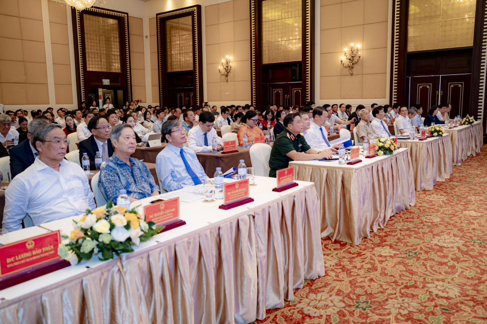 Các đại biểu tham dự tại hội nghị