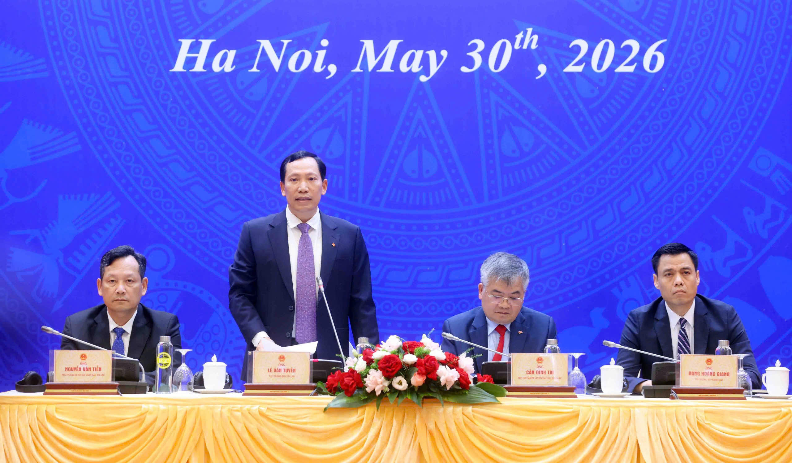 Thượng tướng Lê Văn Tuyến, Thứ trưởng Bộ Công an trả lời báo chí. Ảnh: CTV.
