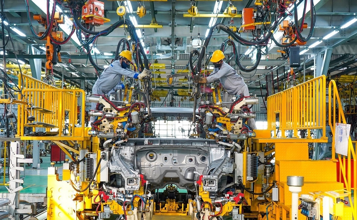 PMI tháng 5 đạt 52,8 điểm, đơn hàng tăng mạnh nhờ tích trữ hàng